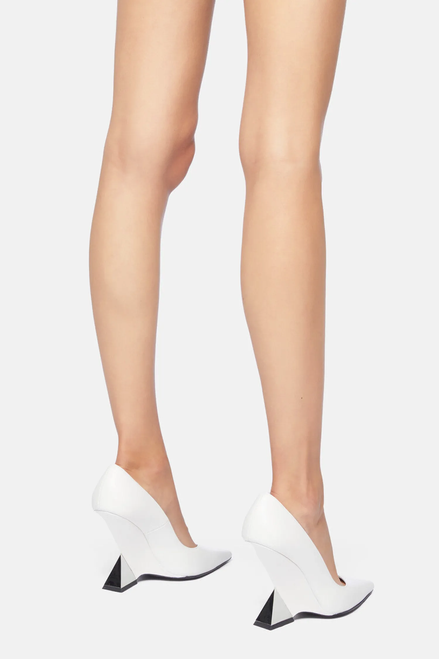 Sale THE ATTICO 'CHEOPE' PUMP 105MM White/Nichel