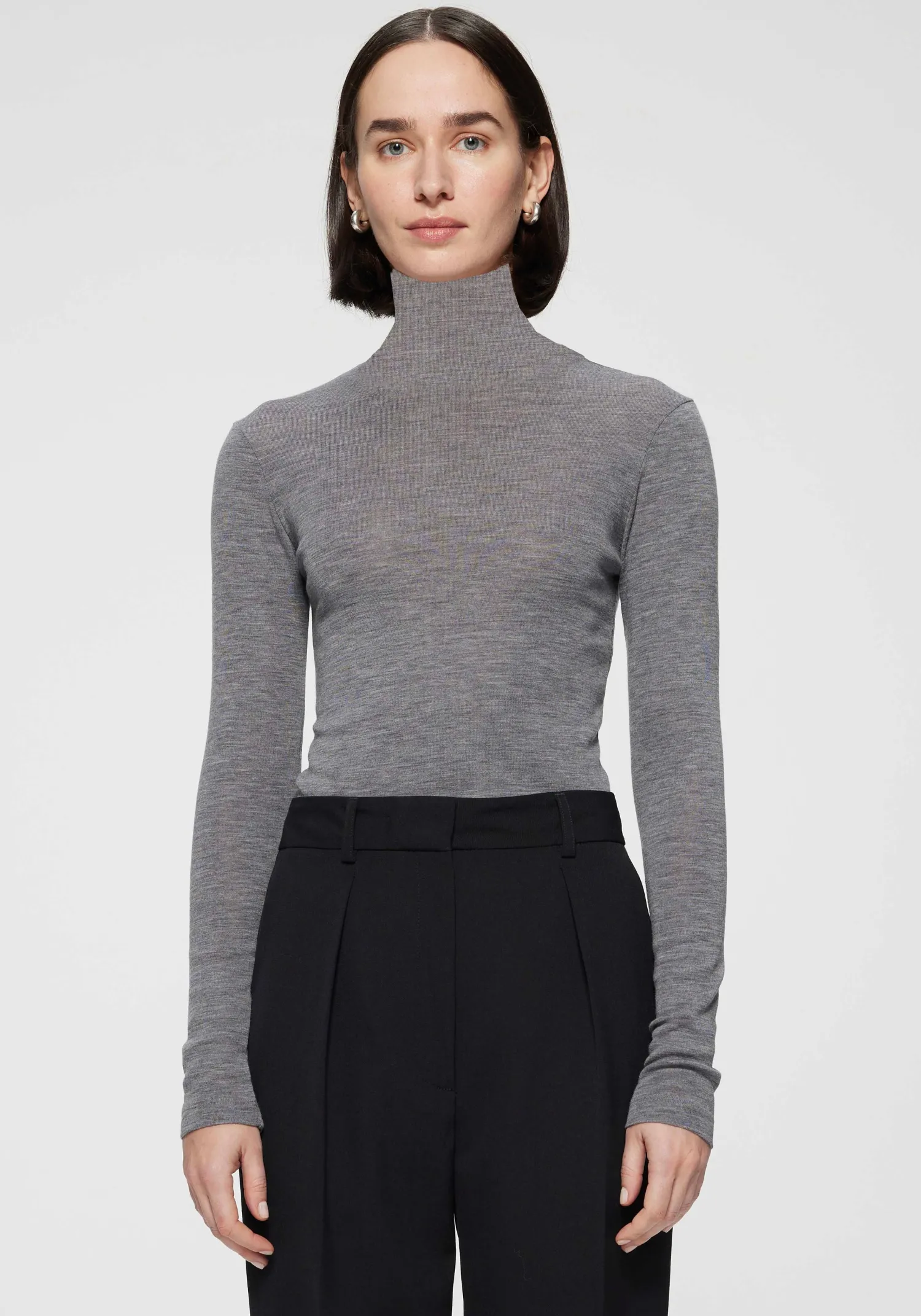 Discount RÓHE FINE MERINO TURTLENECK