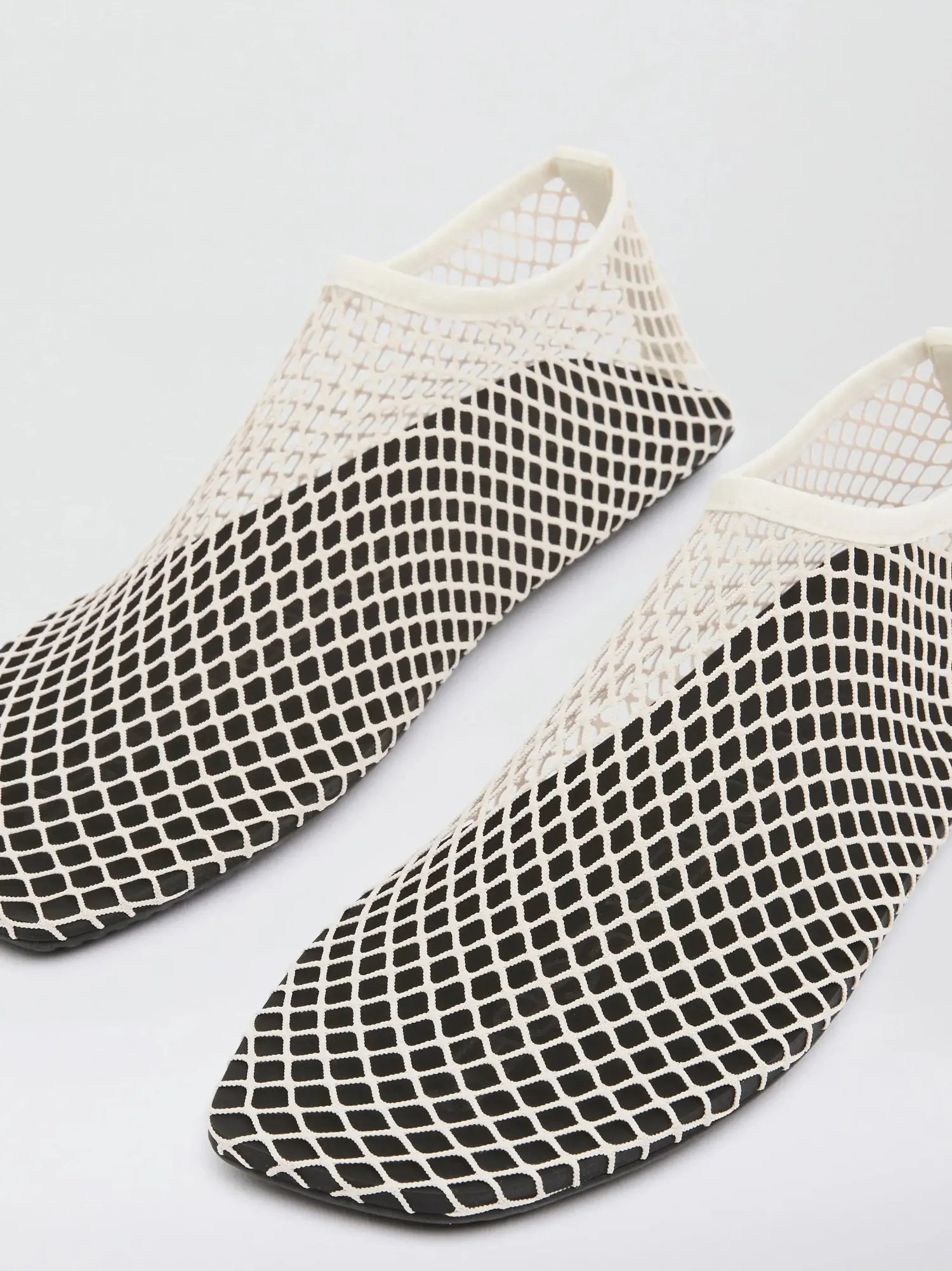 Flash Sale CHRISTOPHER ESBER MESH WATER FLAT Ecru